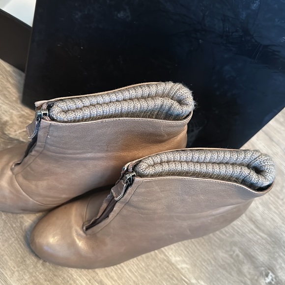 DOLCE VITA Joya Desert Leather Knit Zip Chunky Heels - Picture 3 of 10